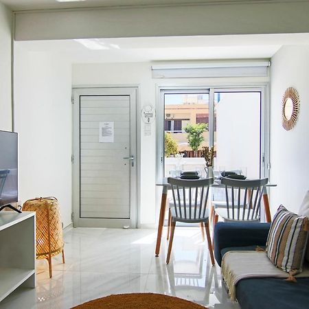 דירות איה נאפה Phaedrus Living City View Fountain Court 08 מראה חיצוני תמונה