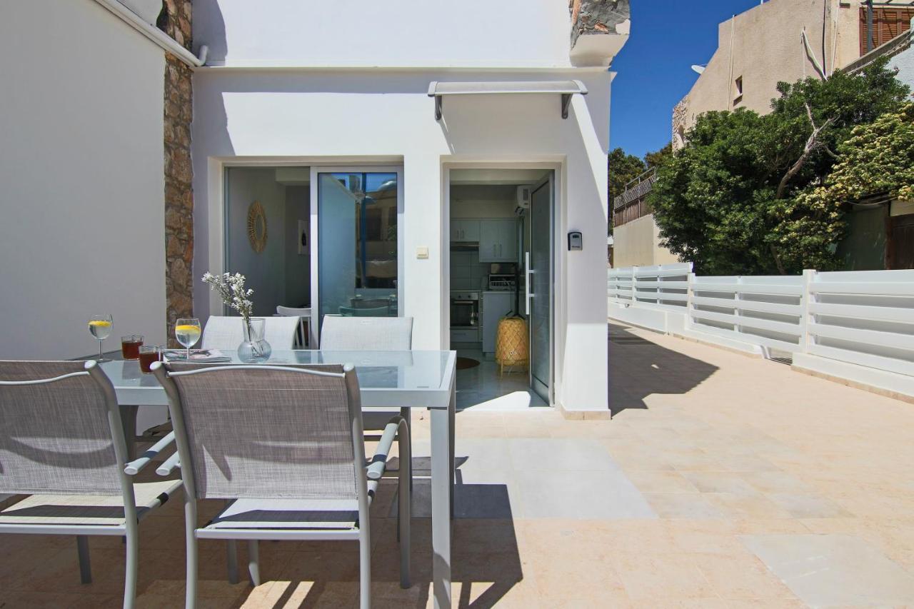 דירות איה נאפה Phaedrus Living City View Fountain Court 08 מראה חיצוני תמונה